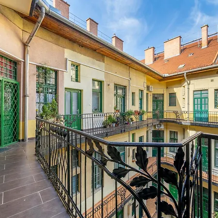 Appartement T29 Boedapest