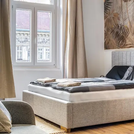 T29 Premium Suites