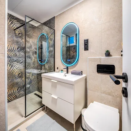 T29 Premium Suites *