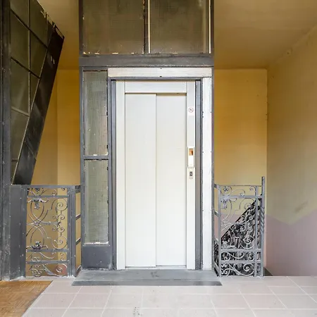T29 Apartament *